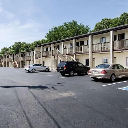 Econo Lodge West Yarmouth-Hyannis Cape Cod-3